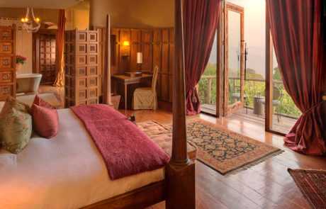 NgorongoroCraterLodge-UpperLevelBedroom-LuxuryRoom3